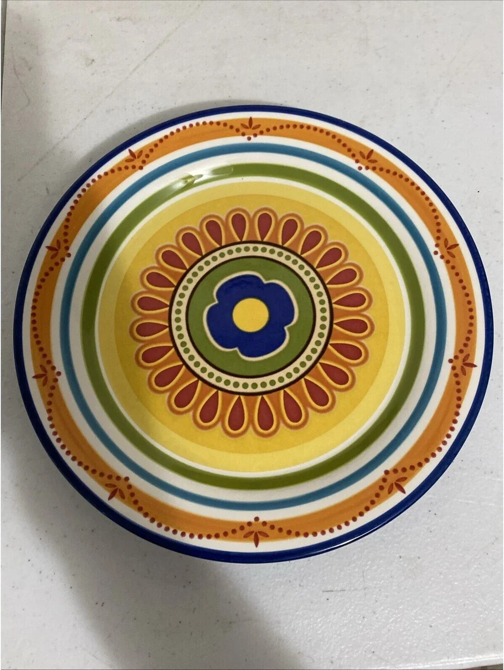 Pier One Dish Set Of 19 (3) 5 1/2 Bowls,(9) 8 3/4 Plates,(3) 10 3/4 Plates